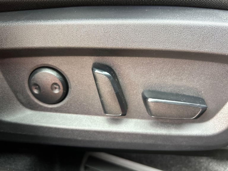 2024 Nissan Qashqai 1.5 h e-POWER Tekna SUV 5dr Petrol Hybrid Auto Euro 6 (s/s) (190 ps) SUV PETR...