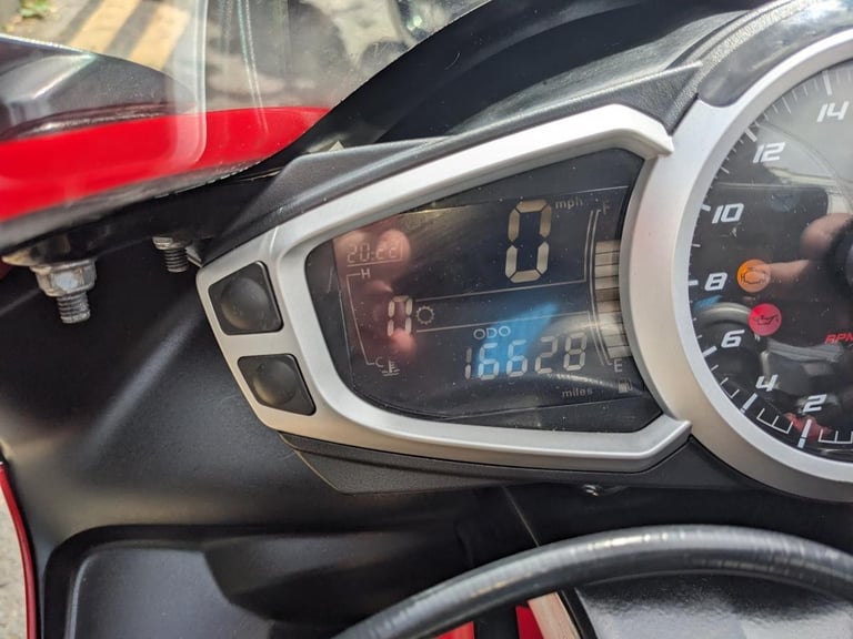 Triumph Daytona 675 2014