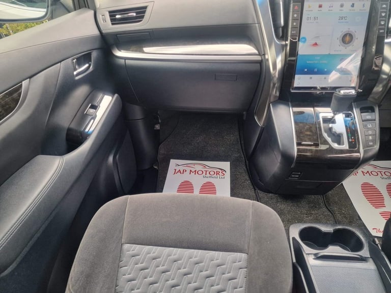 2016 Toyota Alphard 2.5  Petrol Automatic
