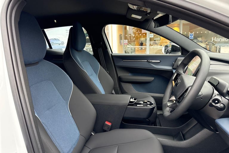 2025 Volvo EX30 Single Motor Extended Range 69kWh Plus SUV 5dr Electric Auto (272 ps) ESTATE Elec...