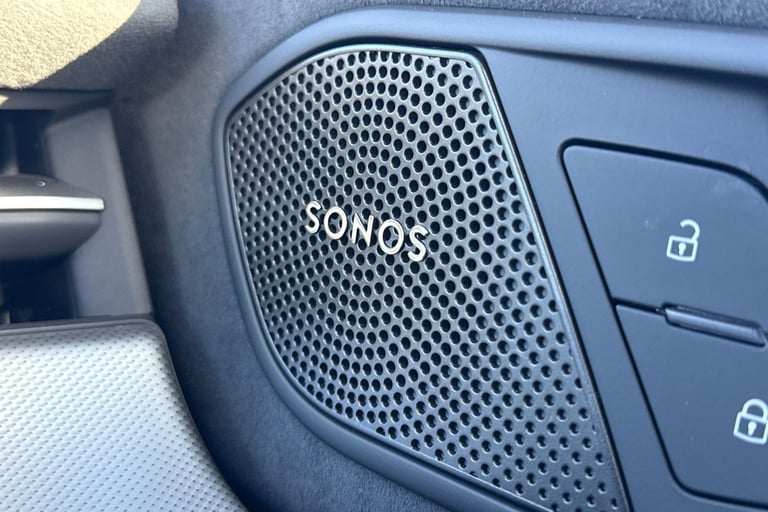 2025 Audi Q3 1.5 e-hybrid Launch Edition S Tronic Euro 6 (s/s) 5dr 26kWh SUV Automatic