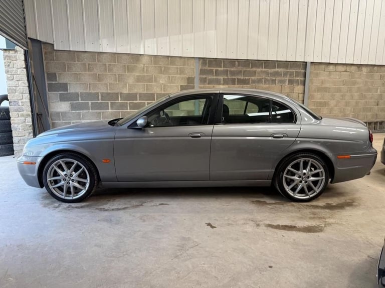 2007 Jaguar S-Type 4.2 V8 R 4dr Auto SALOON PETROL Automatic