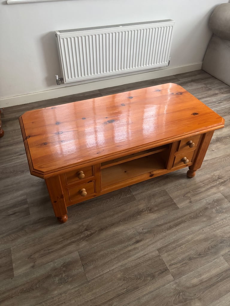 image for Pine wood coffee table 
