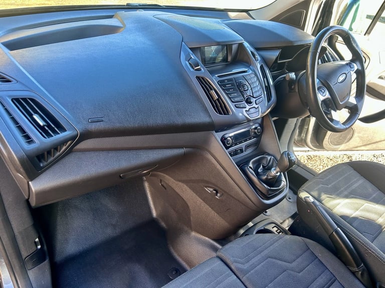 FORD TRANSIT CONNECT 1.6 TDCi 200 Limited 2015