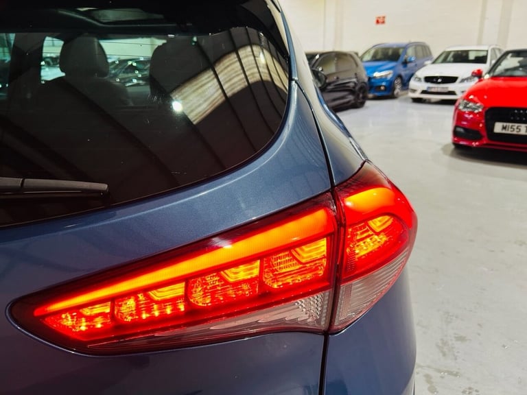 HYUNDAI TUCSON 2.0 CRDI BLUE DRIVE PREMIUM SE SUV DIESEL MANUAL EURO 6 2016