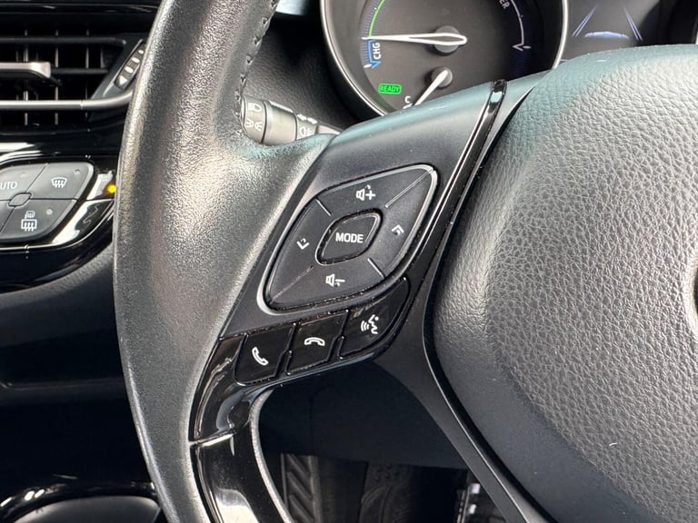 TOYOTA C-HR 1.8 VVT-h Design 2021