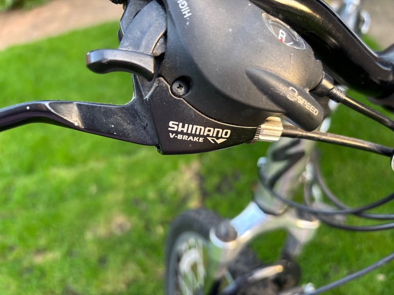 Specialized Men’s Hardrock Mountain Bike