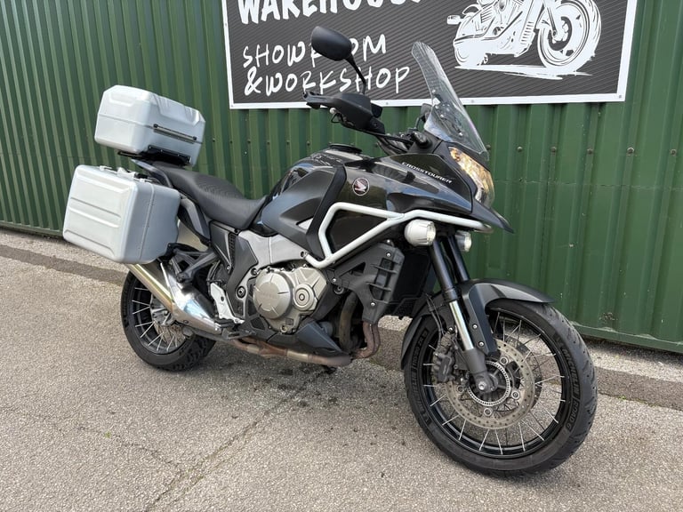 Honda Crosstourer 1200 VFR1200XE 2016 One Owner Full Luggage 26k FSH