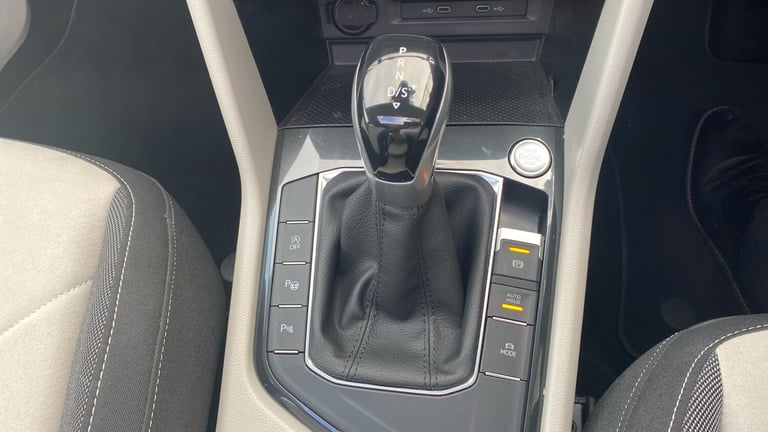 2022 Volkswagen Tiguan 1.5 TSI 150 Elegance 5dr DSG Petrol Estate Estate Petrol Automatic