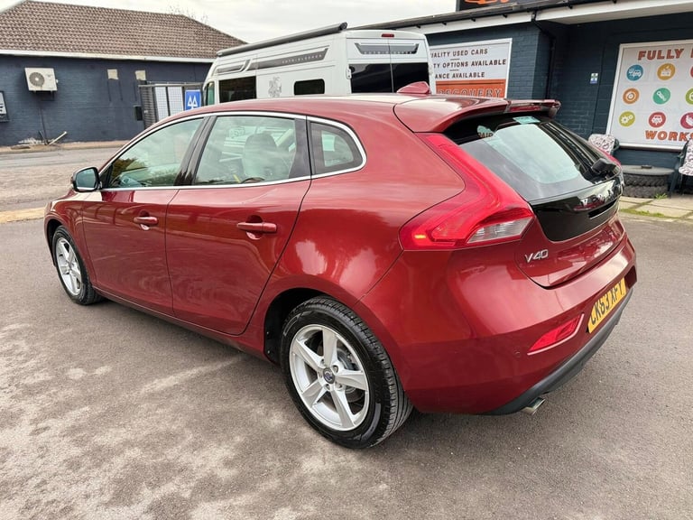 2013 Volvo V40 D3 SE 5dr Geartronic HATCHBACK Diesel Automatic