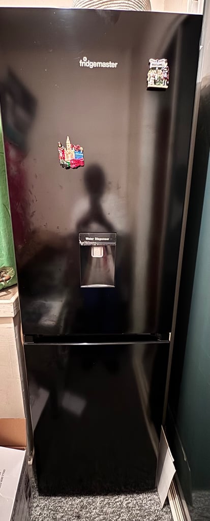  Upright Fridge and freezer 