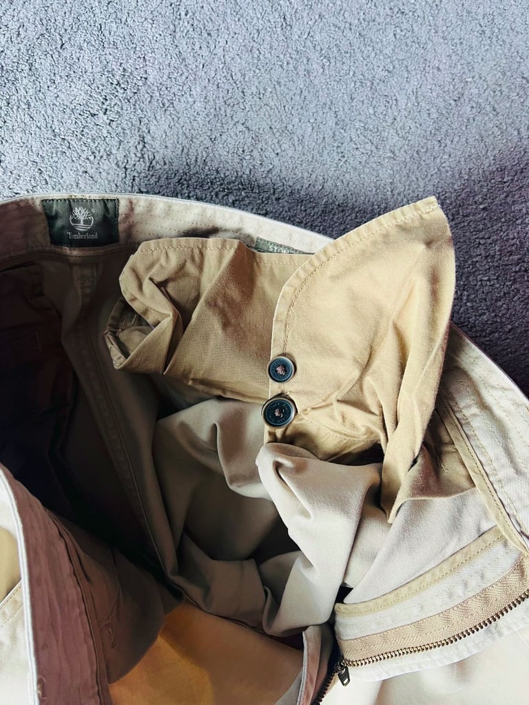 Mens trousers - TIMBERLAND (STONEHAM); 32" waist; colour beige