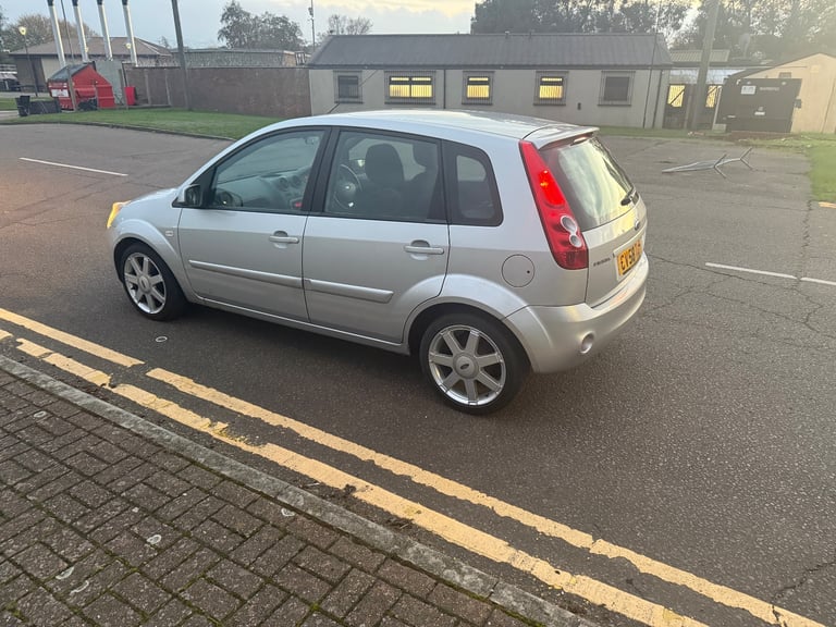 Ford, FIESTA, Hatchback, 2008, Manual, 1242 (cc), 5 doors