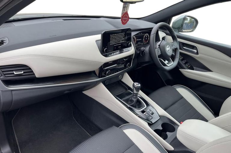 2021 Nissan Qashqai 1.3 DiG-T MH Tekna 5dr HATCHBACK PETROL Manual