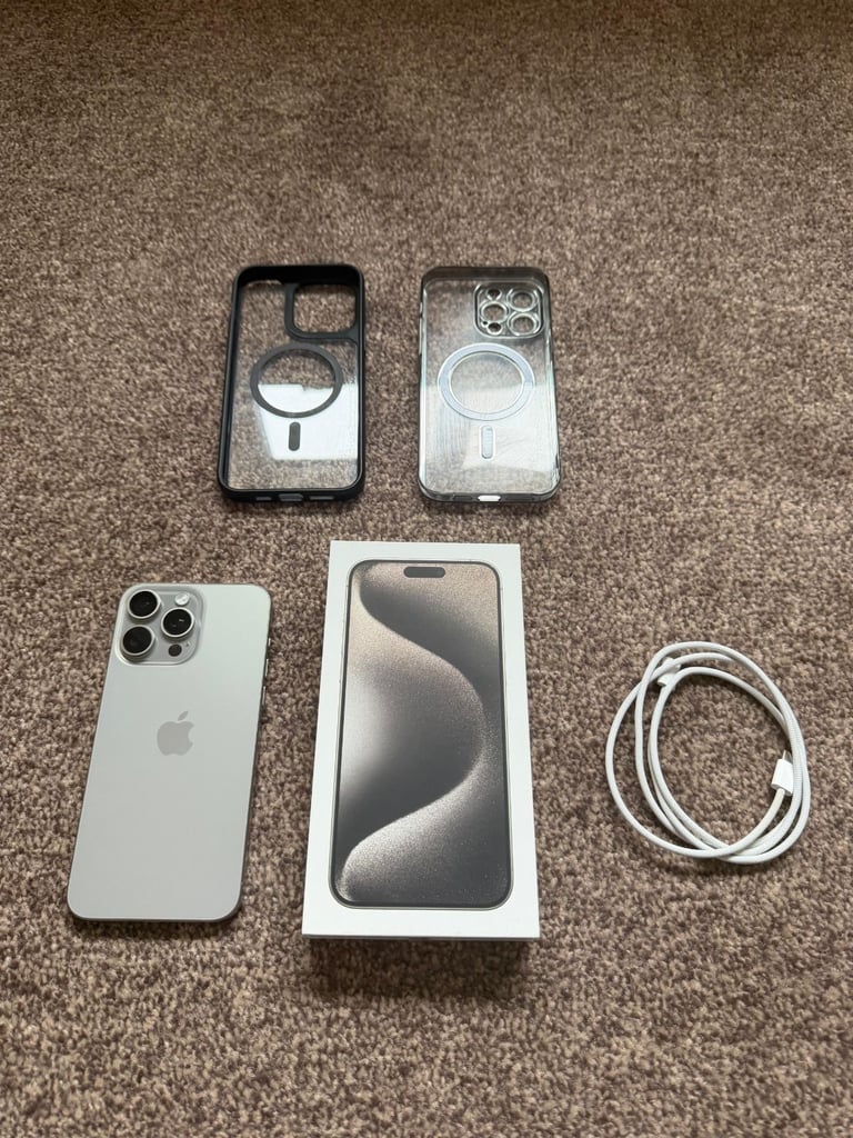 iPhone 15 Pro Max 256GB - Excellent Condition - Boxed with Charger & Case
