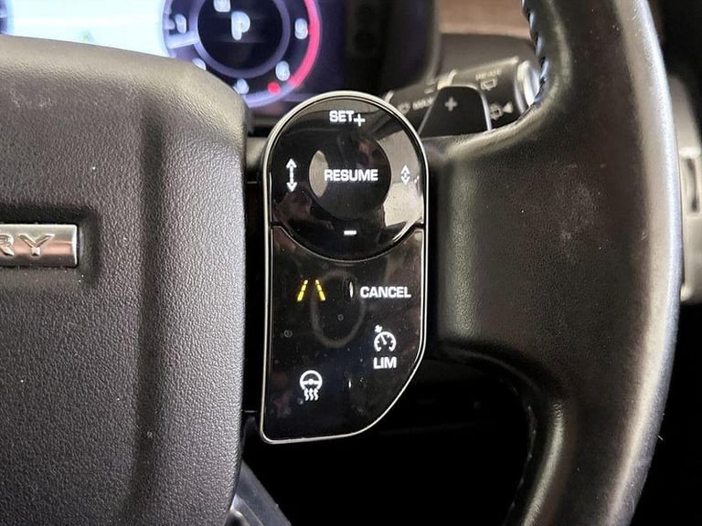 2020 Land Rover Discovery 3.0 SD V6 HSE Auto 4WD Euro 6 (s/s) 5dr Automatic SUV Diesel Automatic