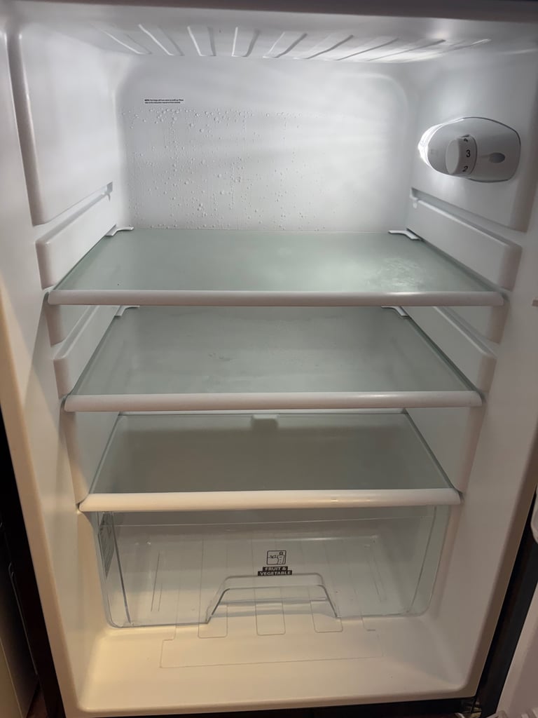 image for Undercounter fridge 