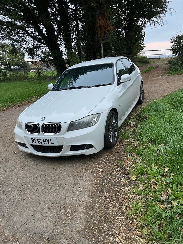 BMW, 3 SERIES, Saloon, 2012, Manual, 1995 (cc), 4 doors