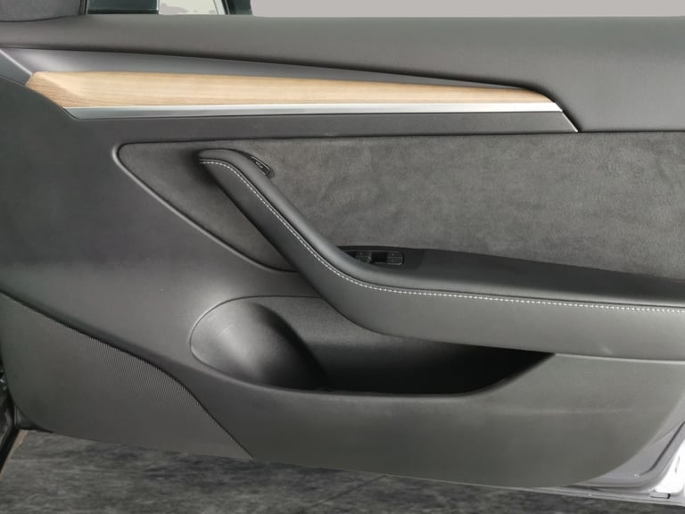 2021 Tesla Model 3 (Dual Motor) Long Range Saloon 4dr Electric Auto 4WDE (346 ps) - AUTO PARK  Sa...