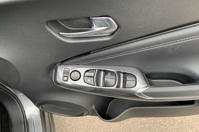 2022 Nissan Juke 1.6 Hybrid Tekna 5dr Auto Automatic Hatchback Hybrid Automatic