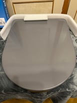 New - Middle D Style grey toilet seat 