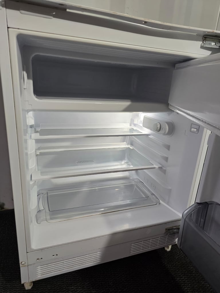 Free Delivery - Integrated Undercounter Fridge/Freezer (£80)
