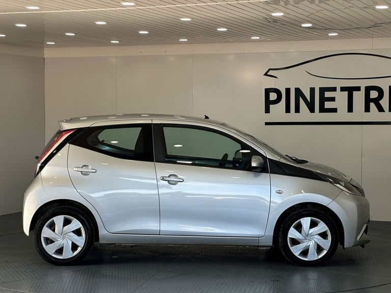 2017 Toyota AYGO 1.0 VVT-i x-play Hatchback 5dr Petrol Manual Euro 6 (68 ps) Hatchback Petrol Manual