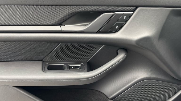 2023 Porsche Taycan Performance Plus 93.4kWh Auto RWD 4dr (11kW Charger) Saloon Electric Automatic