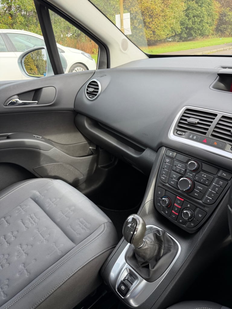 2015 Vauxhall Meriva 1.4i 16V Tech Line 5dr MPV Petrol Manual