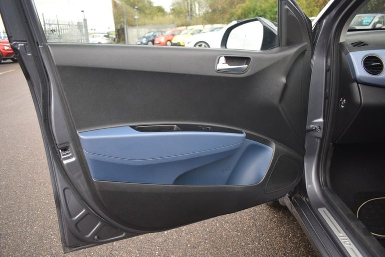 2014 Hyundai i10 1.2 Premium 5dr HATCHBACK PETROL Manual