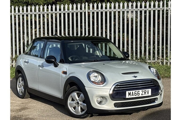 2016 MINI Hatch Cooper D Hatchback Diesel Manual