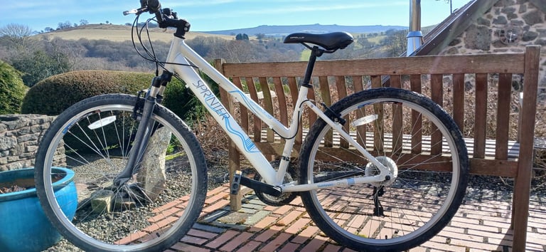 Ladies Appollo hybrid bike 18 inch frame