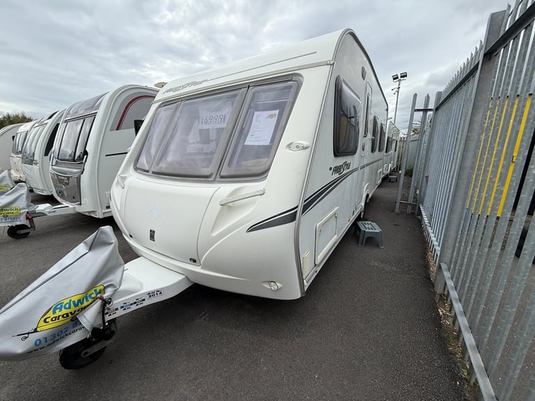 Abbey Freestyle 540 Fixed Bed Side Washroom