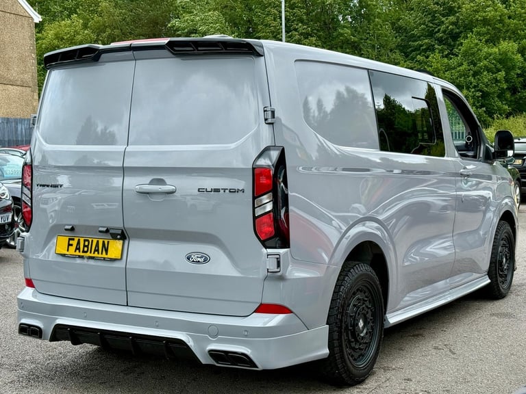 2024 Ford Transit Custom 2.0 Limited Auto **Motion R Kit - Day Van - 5 Seater**