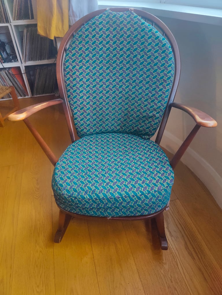 Ercol chair Recovered Excellent condition Very cottage chic