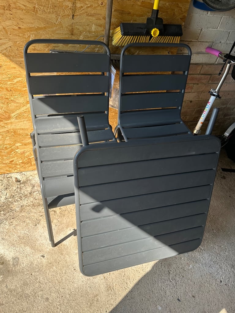 Bistro garden table and chairs set.
