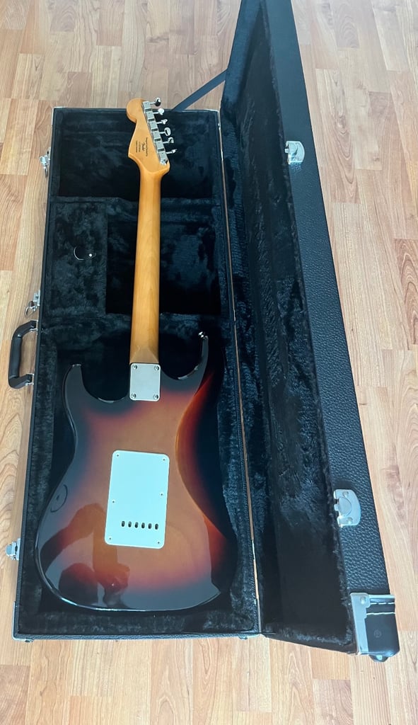 Fender Classic Vibe 60’s & Hard Case
