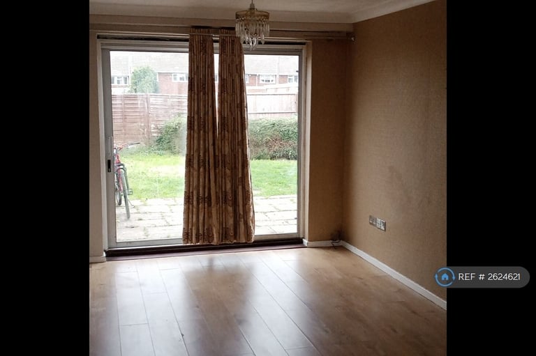 4 bedroom house in Basingstoke, Basingstoke, RG22 (4 bed) (#2624621)