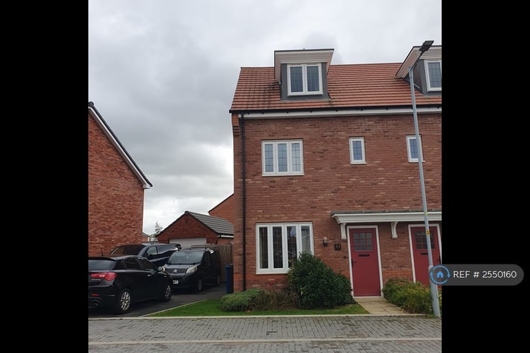 3 bedroom house in Featherstone Crescent, Heald Green, Cheadle, SK8 (3 bed) (#2550160)