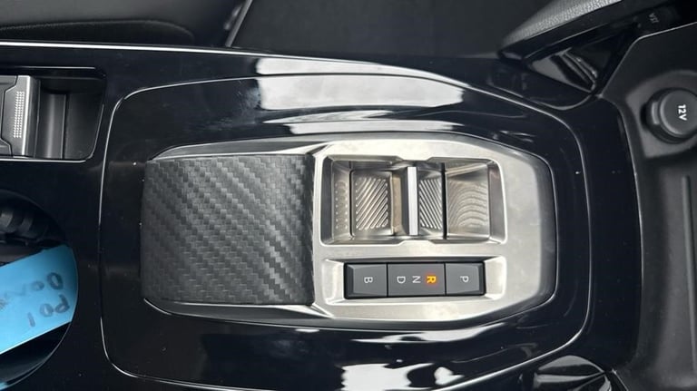 2024 Peugeot 208 50kWh E-Style Hatchback 5dr Electric Auto (7.4kW Charger) (136 ps) Hatchback Ele...