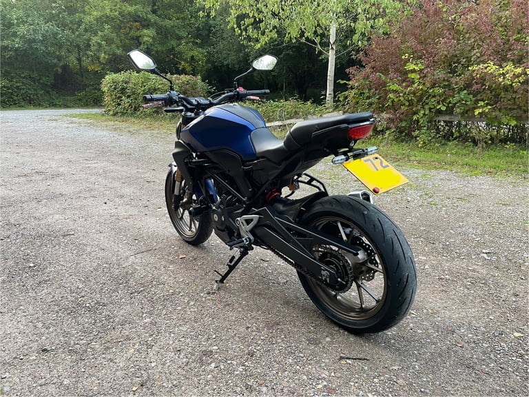 Honda cb300r