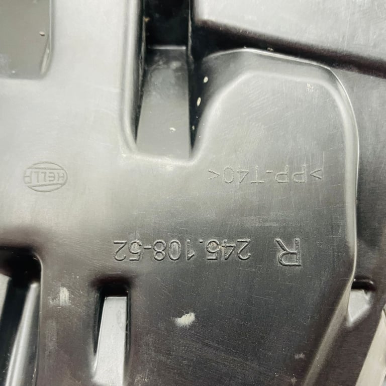 Tesla Model 3 Headlight Right Driver Side 2020 - 2024 [l279]