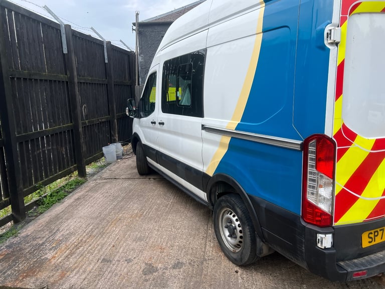 Ford transit crew van 2021