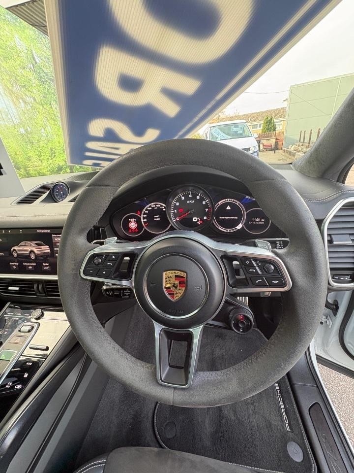 2020 Porsche Cayenne GTS 5dr Tiptronic S 5 door Coupe 