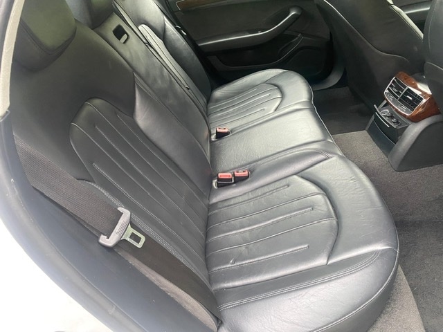2011 Audi A8 3.0 TDI Quattro SE TIP Auto - 20'' ALLOY WHEELS - FULLY LOADED - 6 STAMPS SALOON Die...