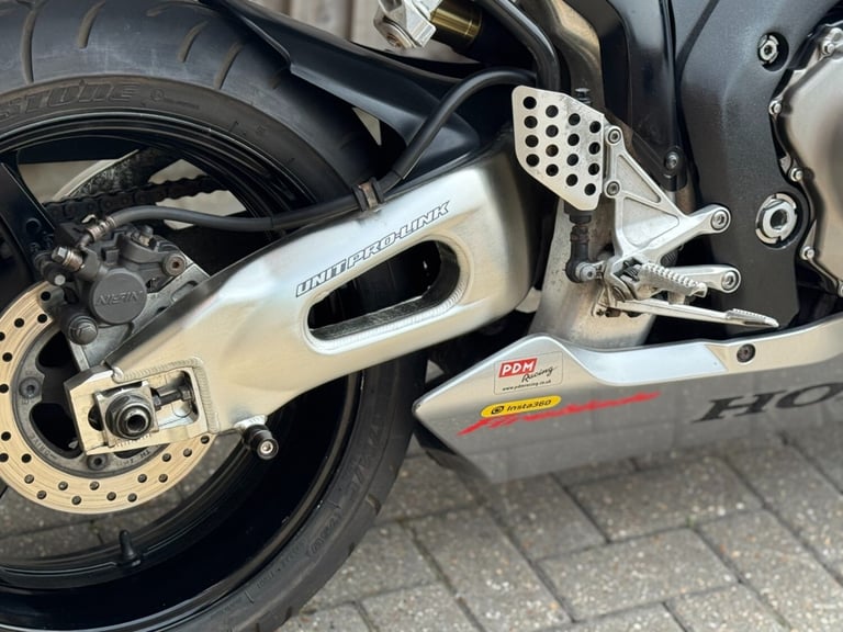 HONDA CBR 1000 RR FIREBLADE 2006 (06) SUPER SPORT 
