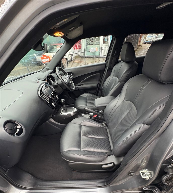 2017 Nissan Juke TEKNA XTRONIC Hatchback Petrol Automatic