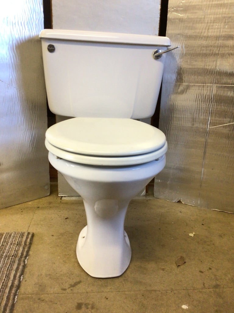 image for White Twyfords close couple toilet