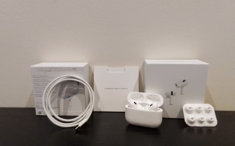 image for Genuine Apple ear pods Generation 2