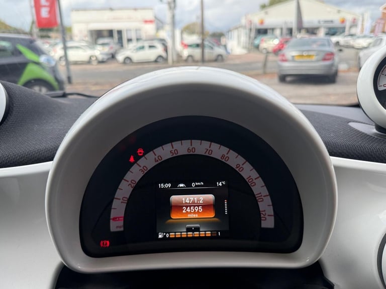 2015 smart fortwo 0.9T Prime (Premium) Euro 6 (s/s) 2dr Coupe Petrol Manual